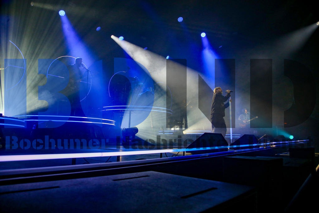 SES_RGAZFR20250822-7 | bond - Realisiert mit Pictrs.com