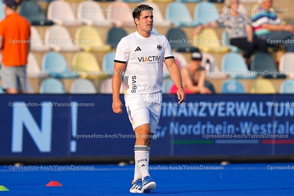 xydrx14082504014 | 14.08.2025, xydrx, Herren EuroHockey Championship 2025, Halbfinale, Deutschland - Spanien, Sparkassenpark Mönchengladbach: Gonzalo Peillat (GER #16)