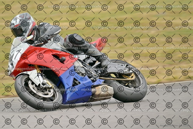 25bt05-1454 | markuskiefer.com - Realisiert mit Pictrs.com