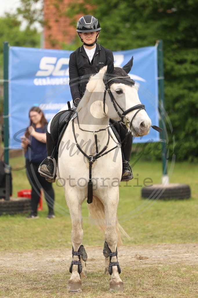 994A8193 | sabrinanicolaifotografie - Realisiert mit Pictrs.com