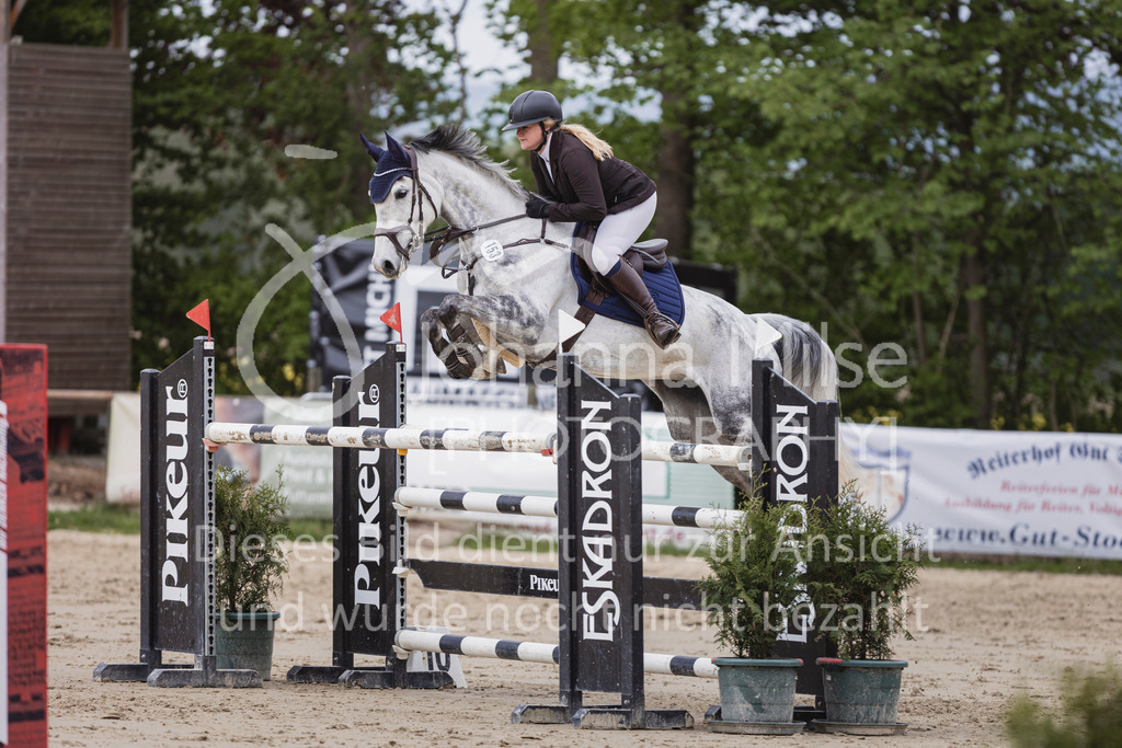 250504_SpengeW_M2-Spr-441 | Deine schönsten Turniermomente als professionelle Fotos! Entdecke hochwertige Pferdesport-Fotografie im Online-Shop. Jetzt Fotos finden & bestellen!