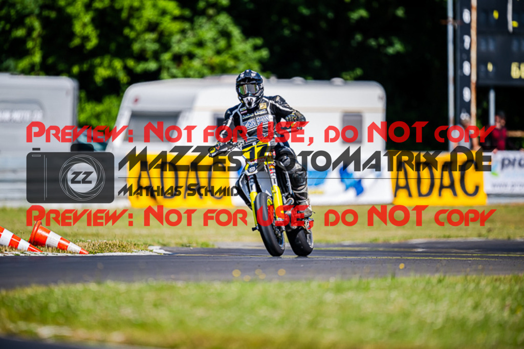 MaZZes_FotoMatrix_220702_2332 | S1