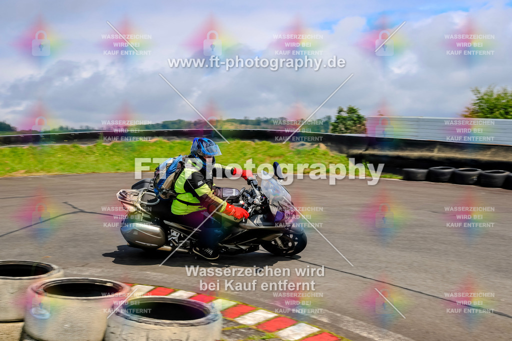 _TCM3245 | Hier findet Ihr Bilder von Touristenfahrten auf der Nürburgring Nordschleife oder von anderen Veranstaltungen die ich besucht habe. Viel Spass beim Durch Schauen 