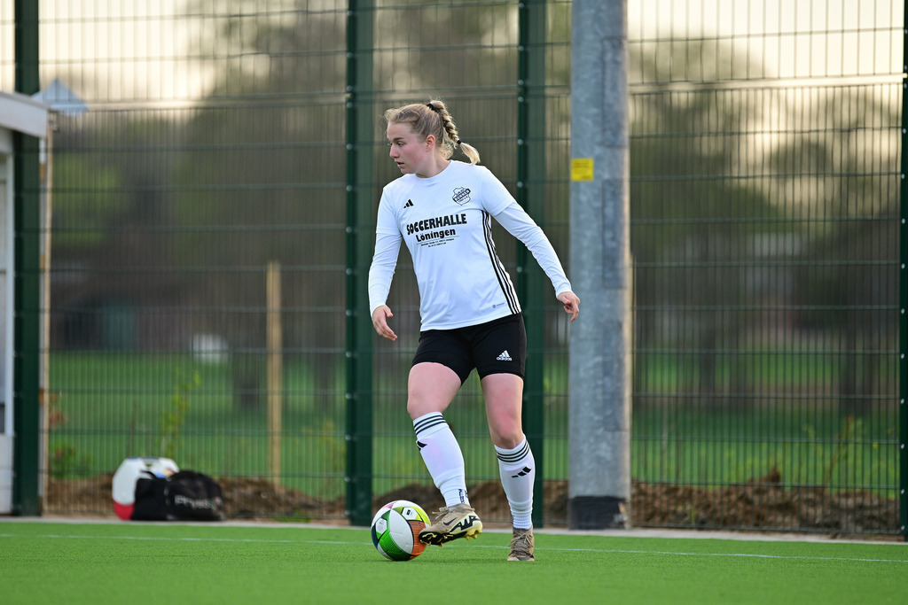 Fußball I Frauen I Saison 2024-2025 I Oberliga Niedersachsen I 20. Spieltag I SV Ahlerstedt-Ottendorf - DJK-SV Bunnen | Der Sportfotograf. - Realisiert mit Pictrs.com