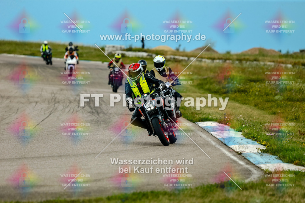 Chambley Juli-3091 | Hier findet Ihr Bilder von Touristenfahrten auf der Nürburgring Nordschleife oder von anderen Veranstaltungen die ich besucht habe. Viel Spass beim Durch Schauen 