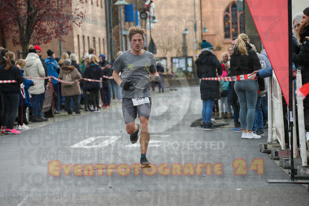 221127_1209_EX1_2030 | Sportfotografie im Rhein-Sieg Kreis, Köln, Bonn, NRW, Rheinland Pfalz, Hessen, etc. Unser Tätigkeitsfeld umfasst den Laufsport vom Volkslauf über den Marathon, Duathlon, Triathon bis zum Ultralauf wie Kölnpfad Ultra oder Schindertrail.