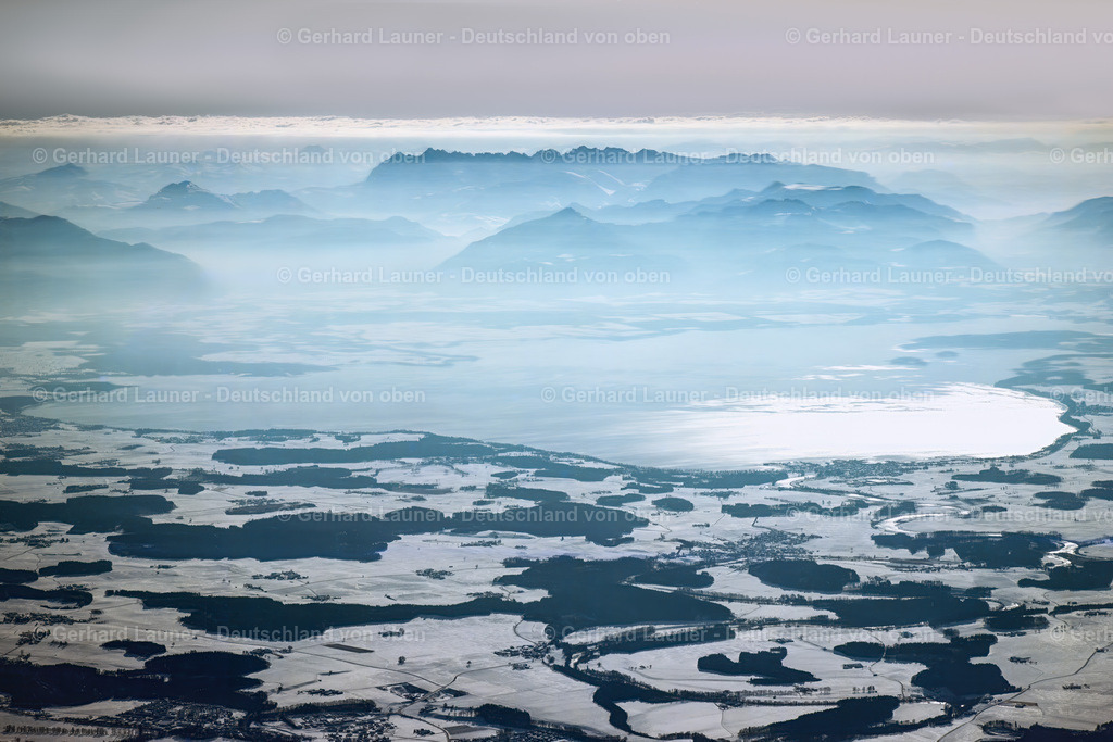 9200340 | Chiemsee mit Blick auf Chiemgauer Alpen