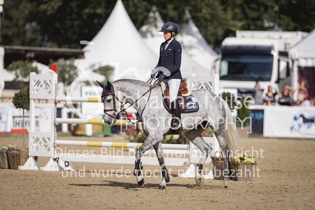 230903_HKM-BCH_Finale6j-105 | Deine schönsten Turniermomente als professionelle Fotos! Entdecke hochwertige Pferdesport-Fotografie im Online-Shop. Jetzt Fotos finden & bestellen!