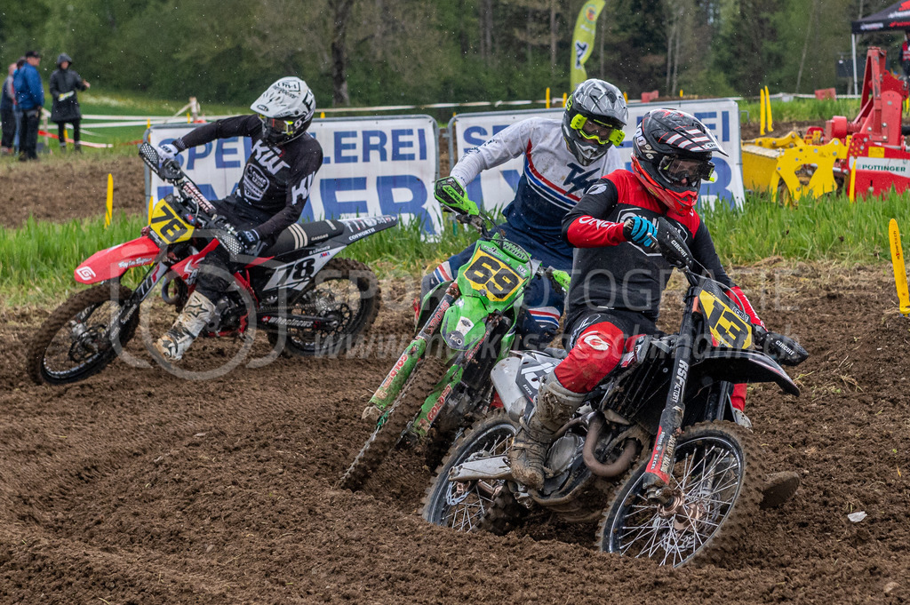 Motocross Schlatt bei Winterthur - 30. April 2022 | Motocross Schlatt bei Winterthur
MC Wila, Schlatt bei Winterthur
Bild: Sportfotografie Markus Aeschimann | www.markus-aeschimann.ch - Realisiert mit Pictrs.com