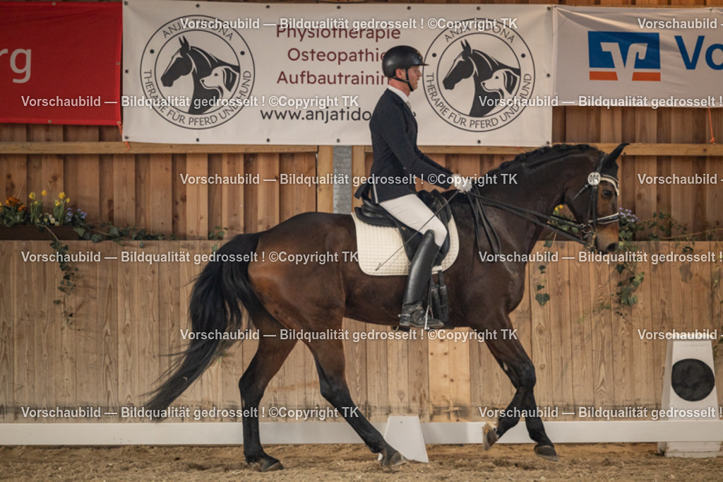 _D5A9517 | Emotionale Pferde- & People-Fotografie rund um Heidelberg, Leimen & Umgebung. Natürliche Fotos von Pferd, Mensch & Familie. Jetzt Termin sichern!