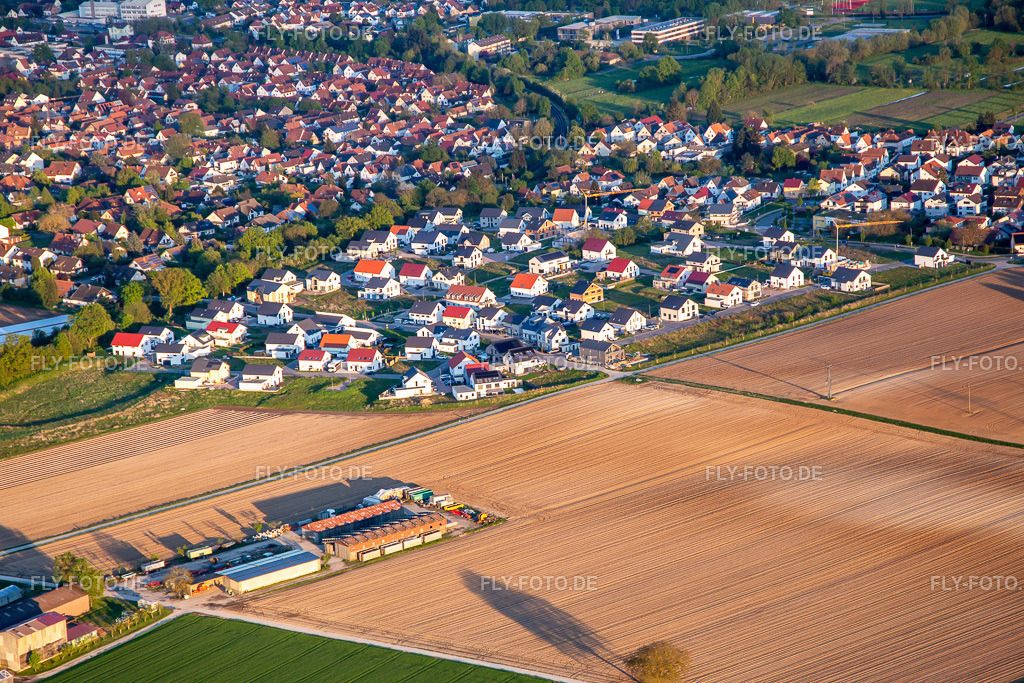 Neubaugebiet | Luftbild: Neubaugebiet in Kandel im Bundesland Rheinland-Pfalz in Deutschland. Foto: IMG_140353.jpg vom 23.04.2024 durch ©2025 Werner Riehm fly-foto.de/copyright - Realisiert mit Pictrs.com