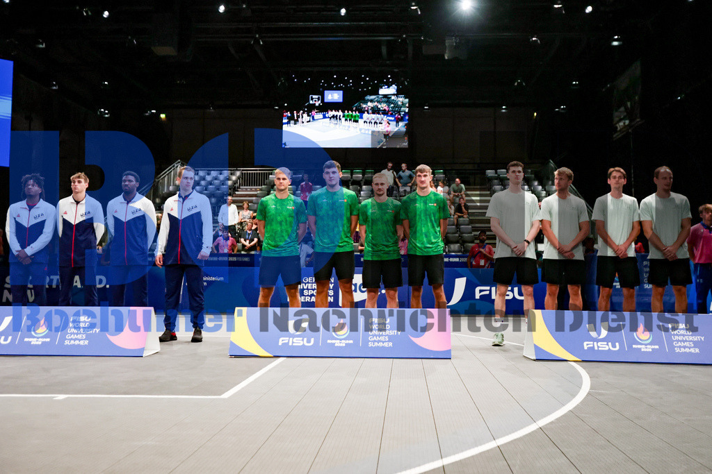 SES_RRG3x320250720-304 | bond - Realisiert mit Pictrs.com