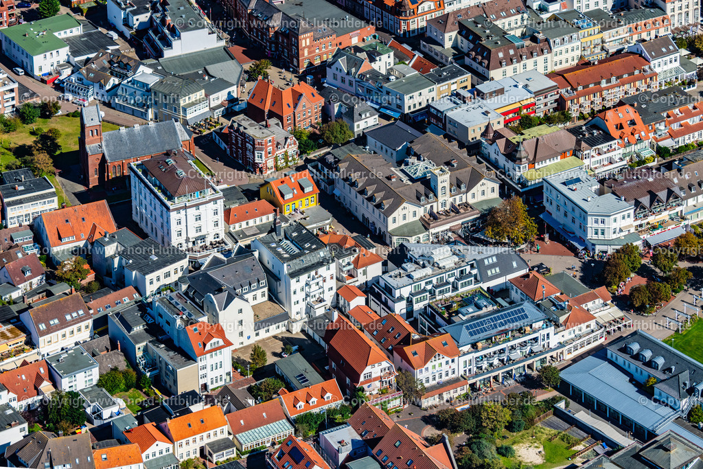 Norderney_Bülowallee_Inselhotel_König_ELS_7057050923 | NORDERNEY 05.09.2023 Hotelanlage " Insel Hotel König " in der Bülowallee auf Norderney im Bundesland Niedersachsen, Deutschland. // Hotel complex "Insel Hotel Koenig" in Buelowallee on Norderney in the state Lower Saxony, Germany. Foto: Martin Elsen