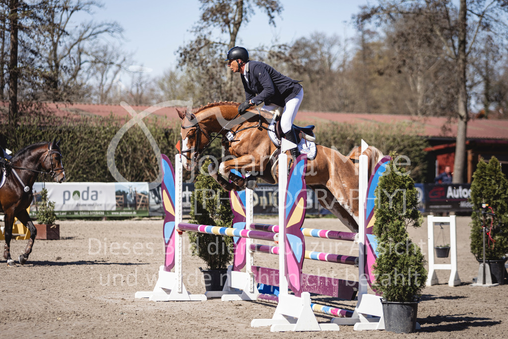 250408_Mühlen_SprPf-A2-335 | Deine schönsten Turniermomente als professionelle Fotos! Entdecke hochwertige Pferdesport-Fotografie im Online-Shop. Jetzt Fotos finden & bestellen!