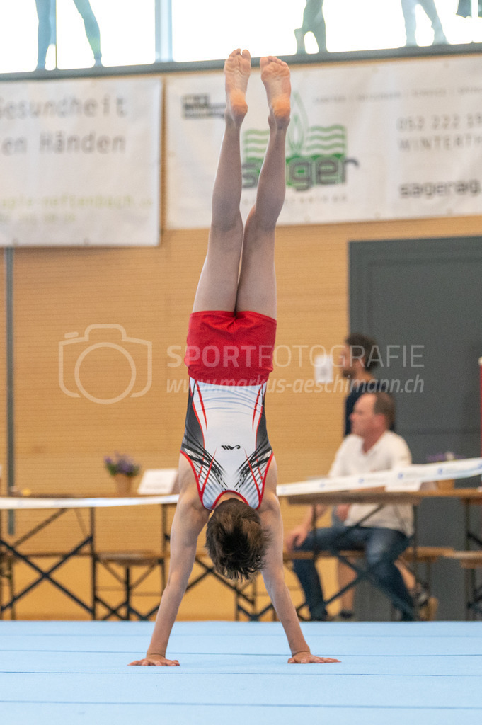 104. Zürcher Kunstturnertage Neftenbach - 14. May 2022 | 104. Zürcher Kunstturnertage Neftenbach
Turnhalle Ebni, Neftenbach
Programm 5 (P5)
Bild: Sportfotografie Markus Aeschimann | www.markus-aeschimann.ch - Realisiert mit Pictrs.com