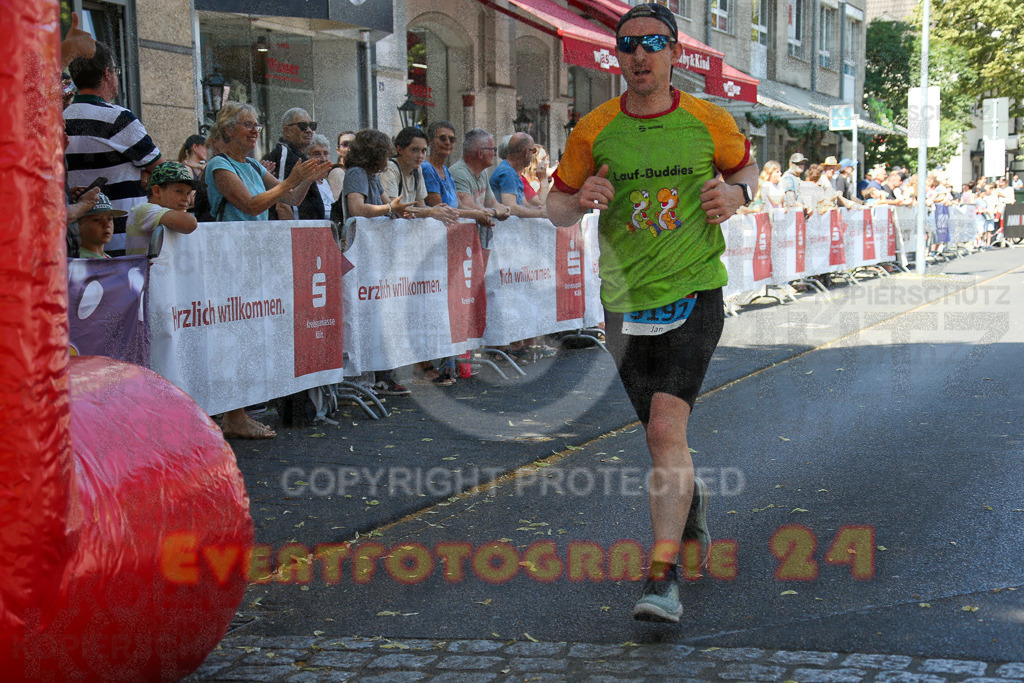 250621_1140_EX1_3747 | Sportfotografie im Rhein-Sieg Kreis, Köln, Bonn, NRW, Rheinland Pfalz, Hessen, etc. Unser Tätigkeitsfeld umfasst den Laufsport vom Volkslauf über den Marathon, Duathlon, Triathon bis zum Ultralauf wie Kölnpfad Ultra oder Schindertrail.