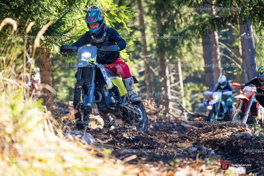 fuernholzer_241026-C2-126 | Fotografische Impressionen von der Red Stag Enduro Extreme by fuernholzer-photography.com. Endurosport in Österreich fotografisch festgehalten von fuernholzer. Auftragsfotografie für Private, Gewerbefotos und Industriefotografie. Eventfotografie, Sportfotografie und Motorsportfotografie. Anbieter von Fotoworkshops, Fototraining, fotografischen Vorträgen und Fotoseminaren.