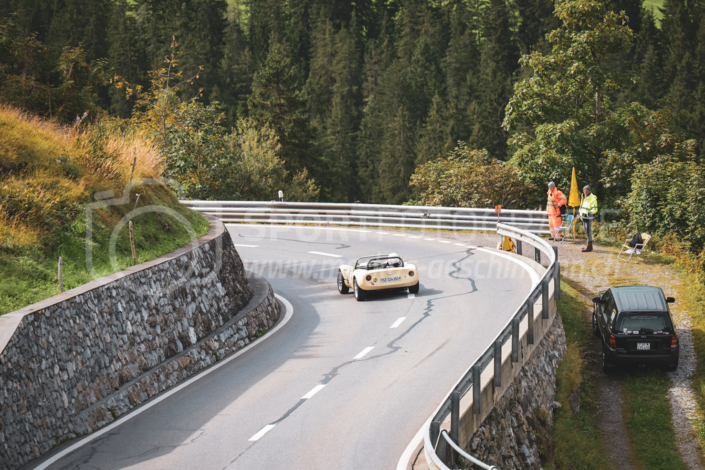 21. Arosa ClassicCar 2025 - 7. =September= 2025 | Heinz Vogt aus Wangen (SUI) in einem Sylva Fisher Fury aus dem Jahre 1970 mit Startnummer 330 am Arosa ClassicCar 2025 in der Kategorie Sport Trophy..@arosaclassiccar, @arosa.official, #arosaclassiccar, #arosa, #76curves, #classiccarBild: Sportfotografie Markus Aeschimann | www.markus-aeschimann.ch - Realisiert mit Pictrs.com