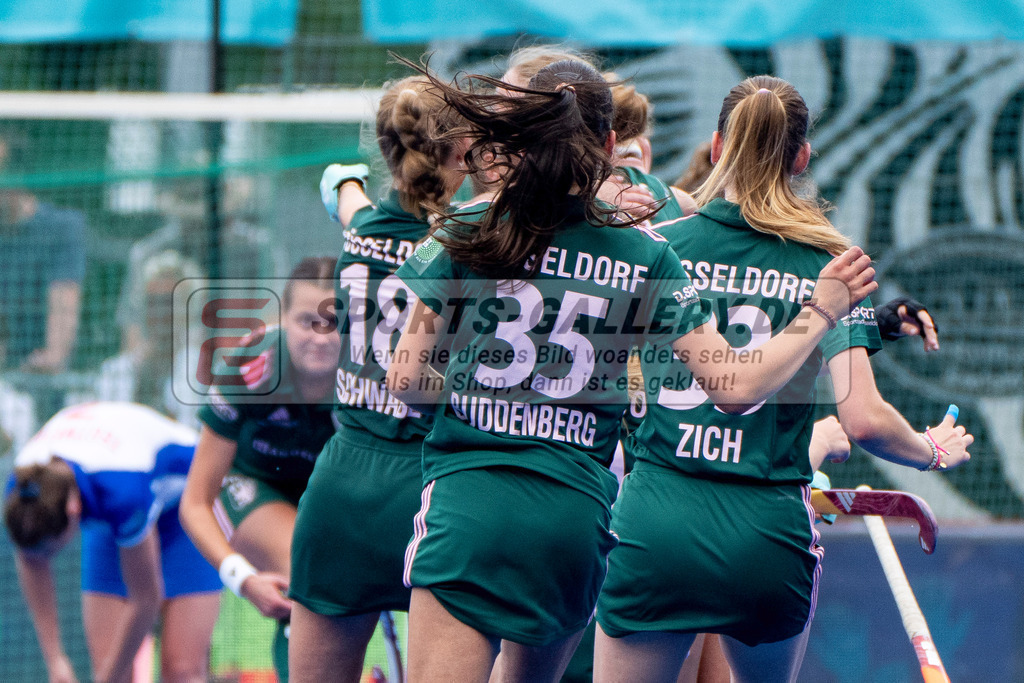 Final4_20250531-1431-HK107791 | Krefeld, Deutschland, 31.05.2025:  Feldhockey Final4 2025 – „Deutsche Feldhockey-Meisterschaften 2025“ im Gerd-Wellen-Hockeyanlage am 31.05.2025 in Krefeld, Deutschland. (Foto von Kramhöller/Fehrmann/Kaste)Krefeld, Germany, 31.05.2025: Feldhockey Final4 2025 – „Deutsche Feldhockey-Meisterschaften 2025“ in Gerd-Wellen-Hockeyanlage at 31.05.2025 in Krefeld, Deutschland. (Foto from Kramhöller/Fehrmann/Kaste)