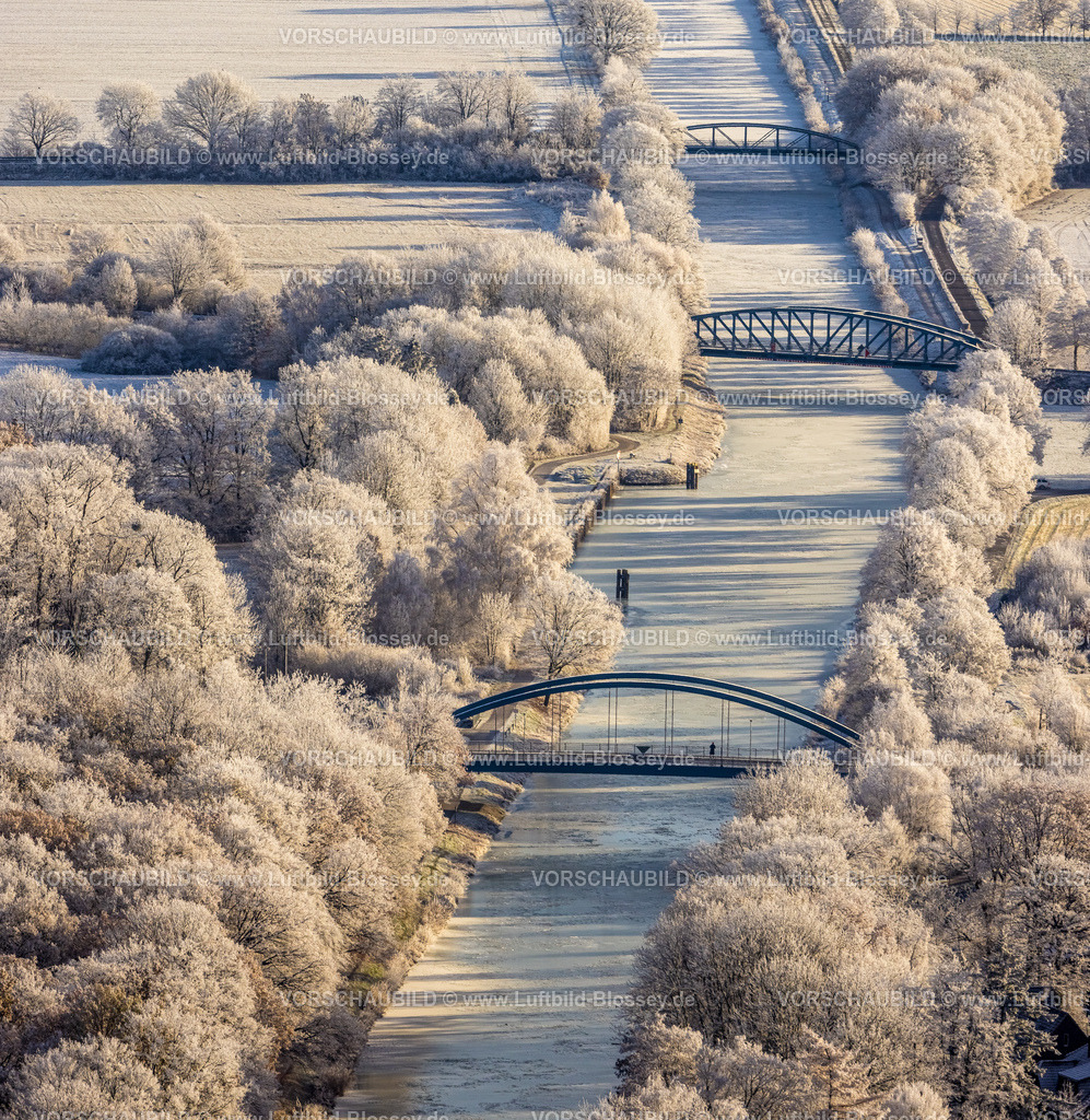 Hamm221202538 | Luftbild, Winterliche Landschaft und Brücken über vereisten Datteln-Hamm-Kanal, Uentrop, Hamm, Ruhrgebiet, Nordrhein-Westfalen, Deutschland