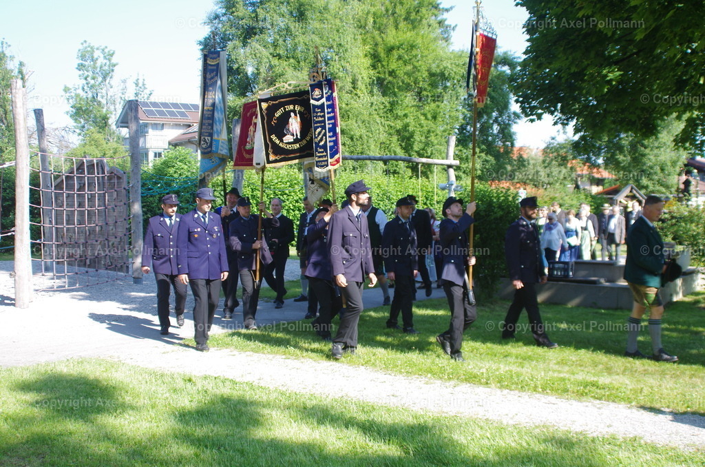 IMGP2881 | fotografiert von Axel PollmannLeonhardi Wallfahrt Benediktbeuern und Murnau, Fronleichnam, Fasching, Landschaft im Loisachtal und Benediktbeuern  - Realisiert mit Pictrs.com
