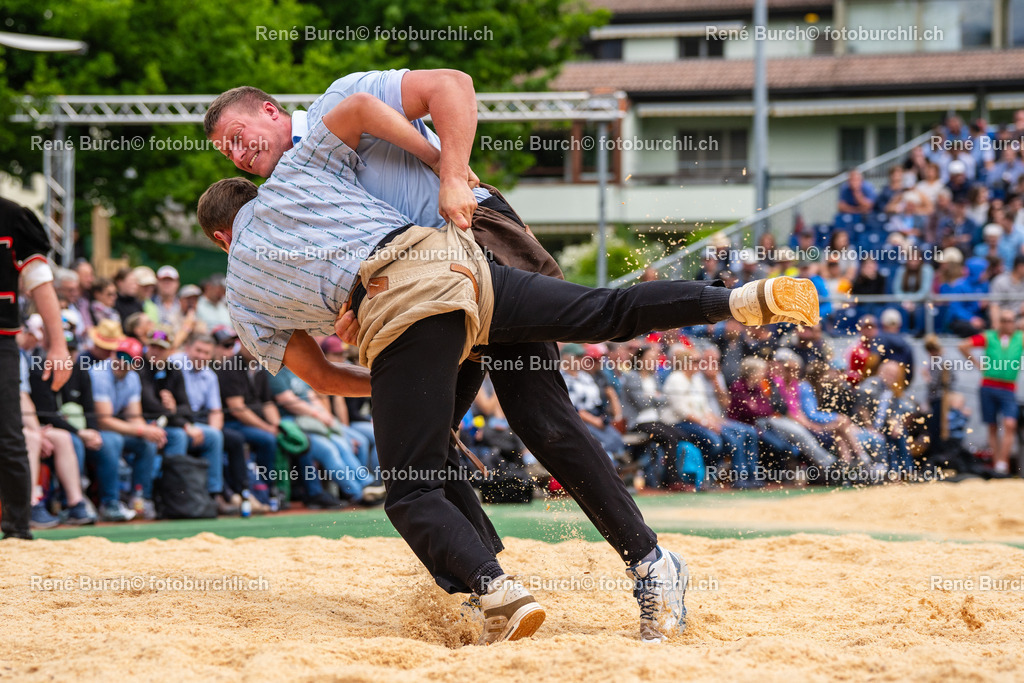 BUR01712 | René Burch leidenschaftlicher Fotograf aus Kerns in Obwalden.  Hier finden sie Sport, Landschaft und Natur Fotografie.
 - Realisiert mit Pictrs.com