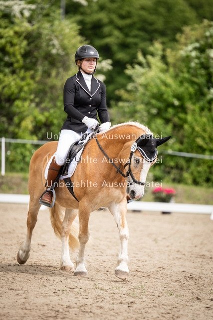 Bad_Meinberg_04083 | saradresslerfotografie - Realisiert mit Pictrs.com