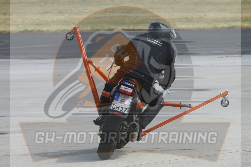 IMG_3432 | gh-motorradtraining-foto.de - Realisiert mit Pictrs.com