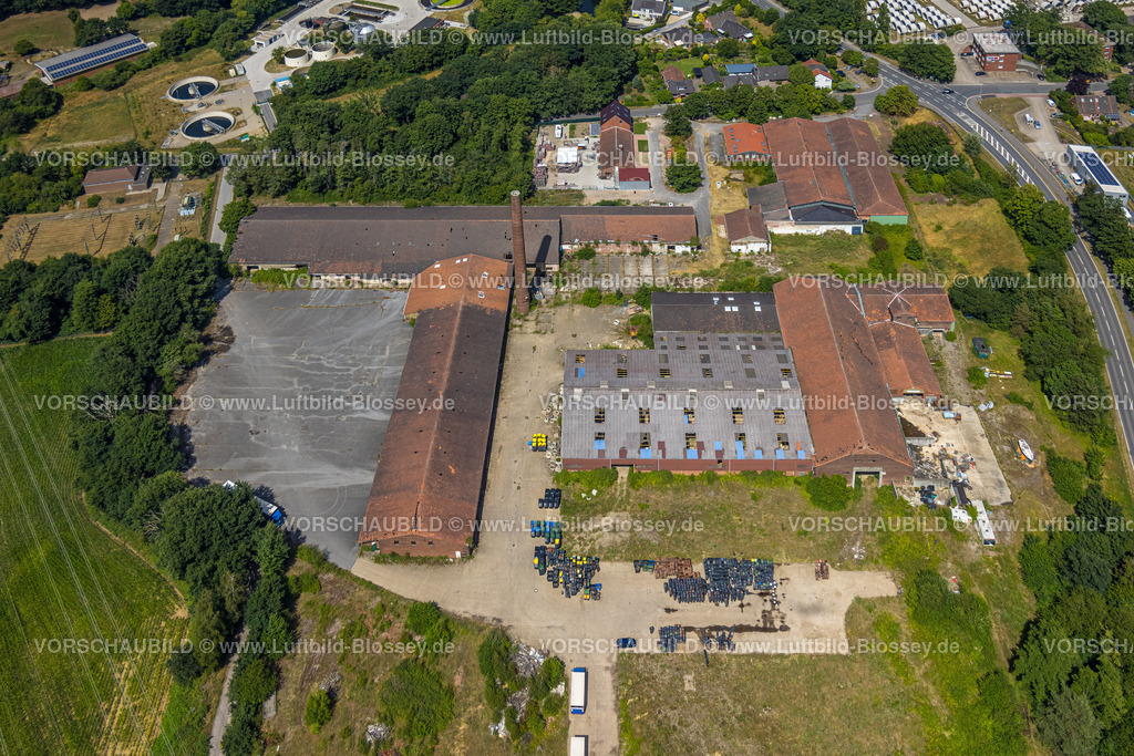 Schermbeck220703808 | Luftbild, verfallenes Gebäude der ehemaligen Ziegelei Idunahall, Alte Poststraße, Bricht, Schermbeck, Ruhrgebiet, Nordrhein-Westfalen, Deutschland