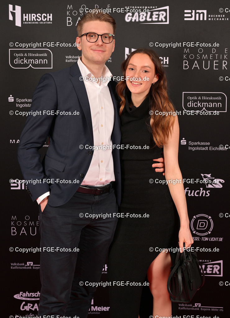 20240114-fge-fotos-0408 | Eröffnungsball der FGE am 14.01.2024 im Alten Stadttheater in Eichstätt. - Realisiert mit Pictrs.com