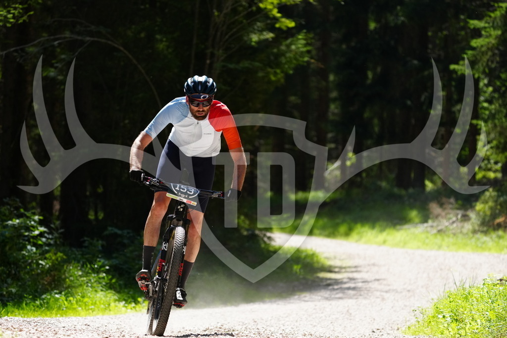 FC101986 | Fotogalerie der Treibjagd im Dunkelwald - Dein MTB Etappenrennen im Erzgebirge - Realisiert mit Pictrs.com