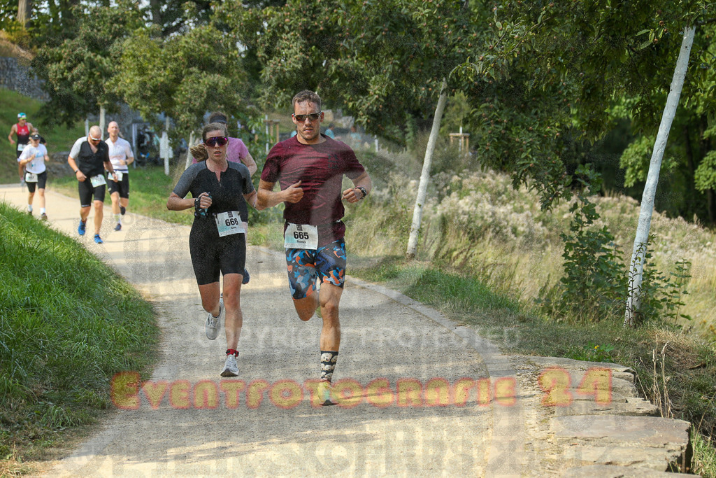 250824_1438_EX1_6973 | Sportfotografie im Rhein-Sieg Kreis, Köln, Bonn, NRW, Rheinland Pfalz, Hessen, etc. Unser Tätigkeitsfeld umfasst den Laufsport vom Volkslauf über den Marathon, Duathlon, Triathon bis zum Ultralauf wie Kölnpfad Ultra oder Schindertrail.