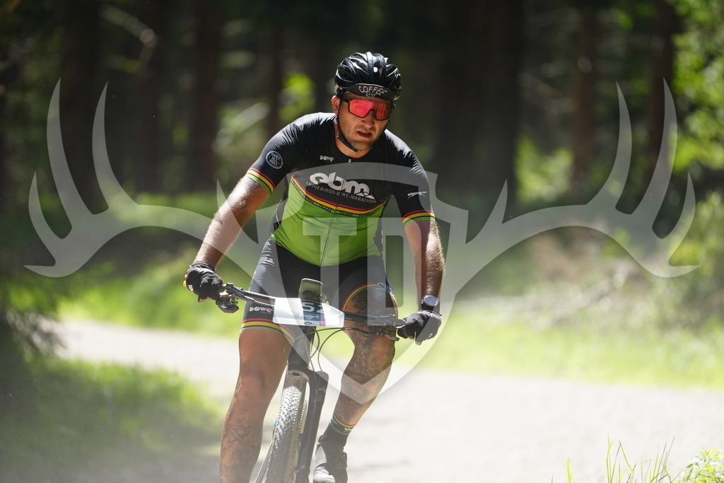 FC101948 | Fotogalerie der Treibjagd im Dunkelwald - Dein MTB Etappenrennen im Erzgebirge - Realisiert mit Pictrs.com