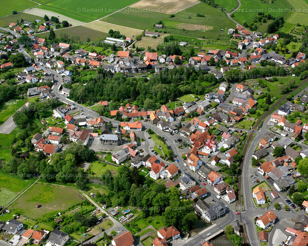 2614291 | NIEDER-OHMEN 09.06.2006 Dorf - Ansicht in Nieder-Ohmen im Bundesland Hessen, Deutschland // Village view in Nieder-Ohmen in the state Hesse, Germany Foto: Gerhard Launer