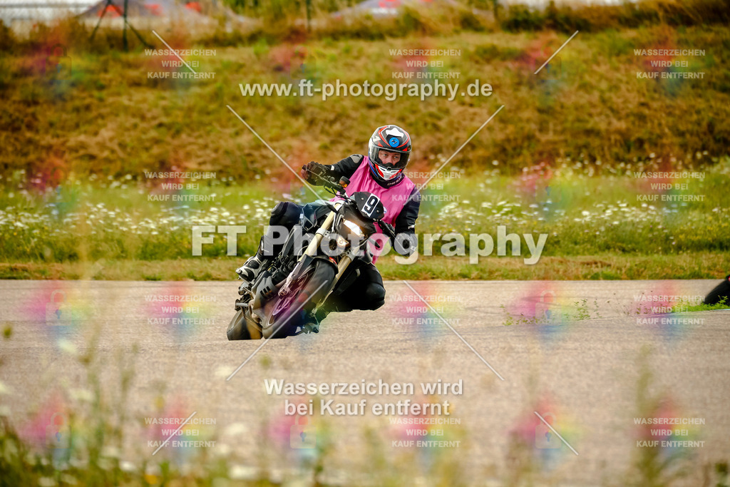 Chambley Juli-0940 | Hier findet Ihr Bilder von Touristenfahrten auf der Nürburgring Nordschleife oder von anderen Veranstaltungen die ich besucht habe. Viel Spass beim Durch Schauen 