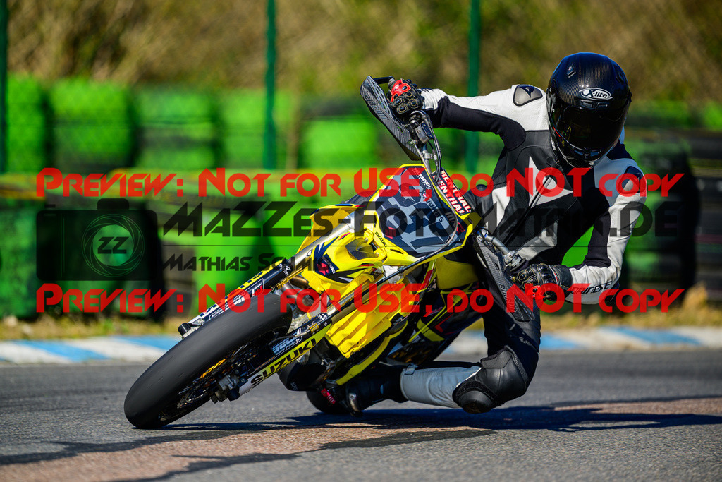 MaZZes_Fotomatrix_20250328_6007705_7651 | Fotograf Mathias Schmid
Sportfotograf,
Eventfotograf,
Hochzeitsfotograf,
Portraitfotograf