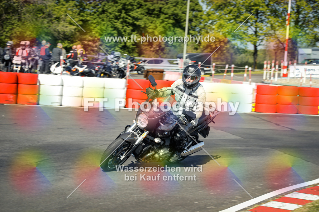 OBK_Mai_Martina_Markus-10306 | Hier findet Ihr Bilder von Touristenfahrten auf der Nürburgring Nordschleife oder von anderen Veranstaltungen die ich besucht habe. Viel Spass beim Durch Schauen 