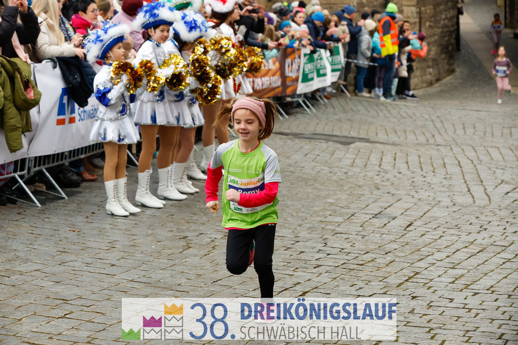 400m AOK Junior Cup | 3 Koenigslauf 2024 400m AOK Junior Cup - Realisiert mit Pictrs.com