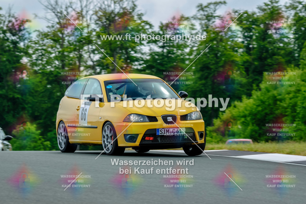 _GTS5216 | Hier findet Ihr Bilder von Touristenfahrten auf der Nürburgring Nordschleife oder von anderen Veranstaltungen die ich besucht habe. Viel Spass beim Durch Schauen 
