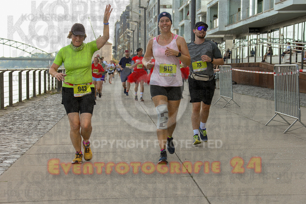 250920_1454_EX1_8190 | Sportfotografie im Rhein-Sieg Kreis, Köln, Bonn, NRW, Rheinland Pfalz, Hessen, etc. Unser Tätigkeitsfeld umfasst den Laufsport vom Volkslauf über den Marathon, Duathlon, Triathon bis zum Ultralauf wie Kölnpfad Ultra oder Schindertrail.