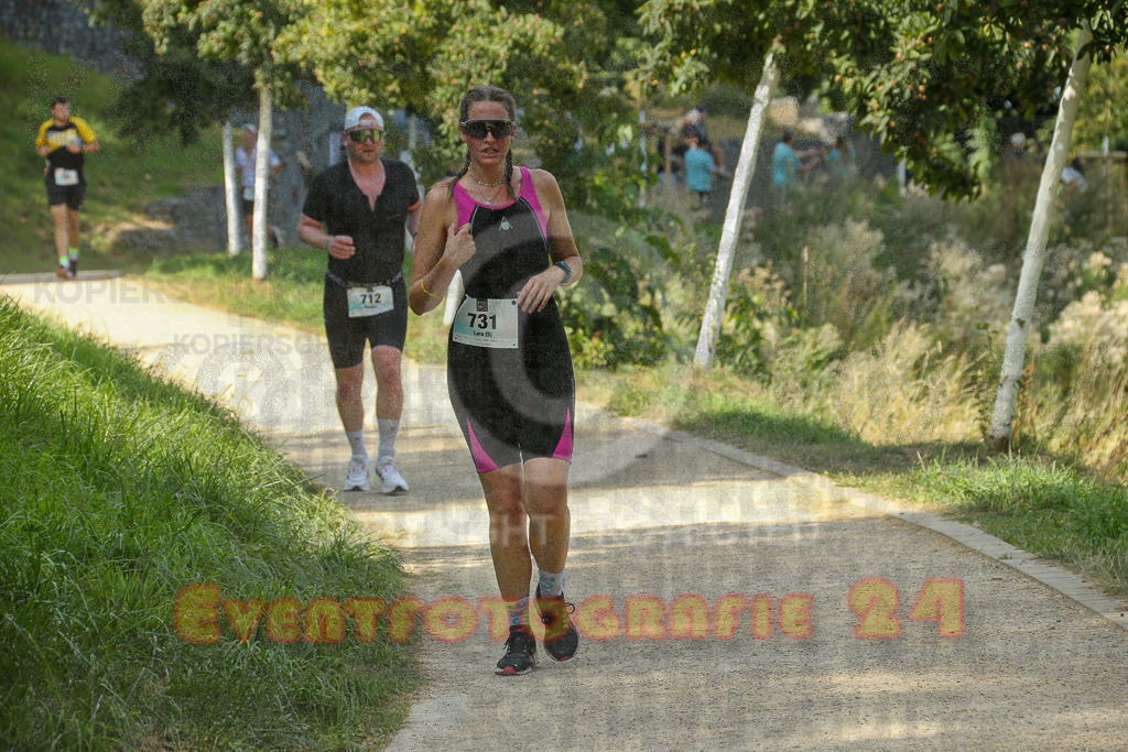 250824_1447_EX1_7596 | Sportfotografie im Rhein-Sieg Kreis, Köln, Bonn, NRW, Rheinland Pfalz, Hessen, etc. Unser Tätigkeitsfeld umfasst den Laufsport vom Volkslauf über den Marathon, Duathlon, Triathon bis zum Ultralauf wie Kölnpfad Ultra oder Schindertrail.