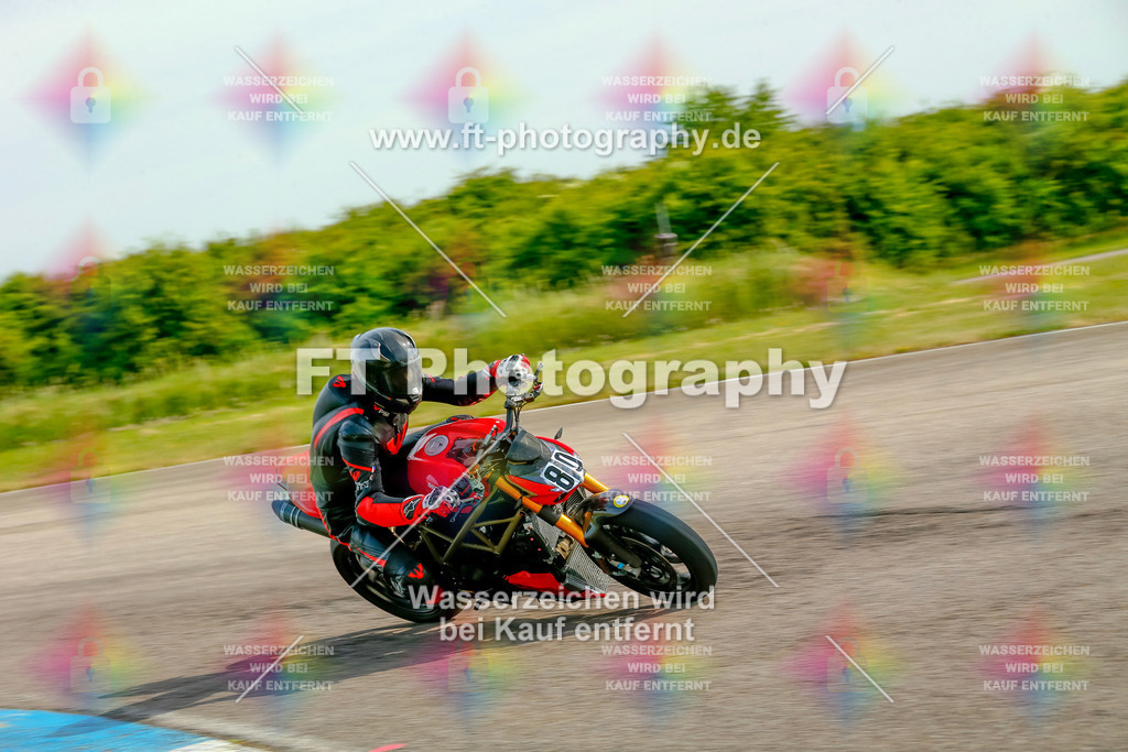 _MOT0725 | Hier findet Ihr Bilder von Touristenfahrten auf der Nürburgring Nordschleife oder von anderen Veranstaltungen die ich besucht habe. Viel Spass beim Durch Schauen 
