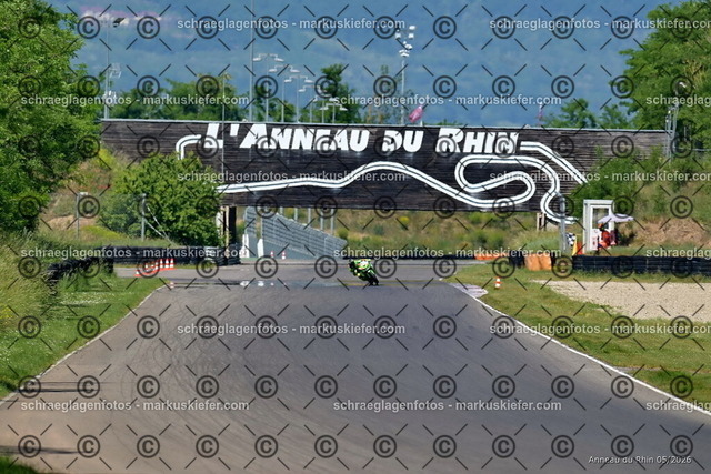 26BT02-1371 | markuskiefer.com - Realisiert mit Pictrs.com
