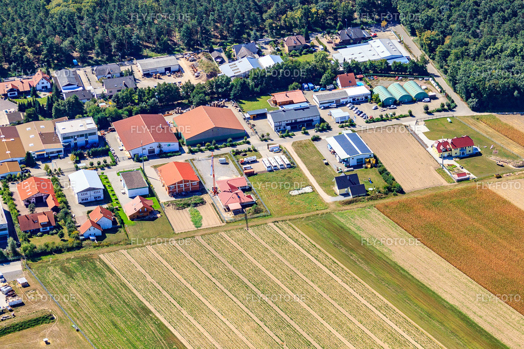 Im Gereut | Luftbild: Im Gereut in Hatzenbühl im Bundesland Rheinland-Pfalz in Deutschland. Foto: IMG_20588.jpg vom 30.08.2009 durch Werner Riehm/FLY-FOTO.de - Realisiert mit Pictrs.com