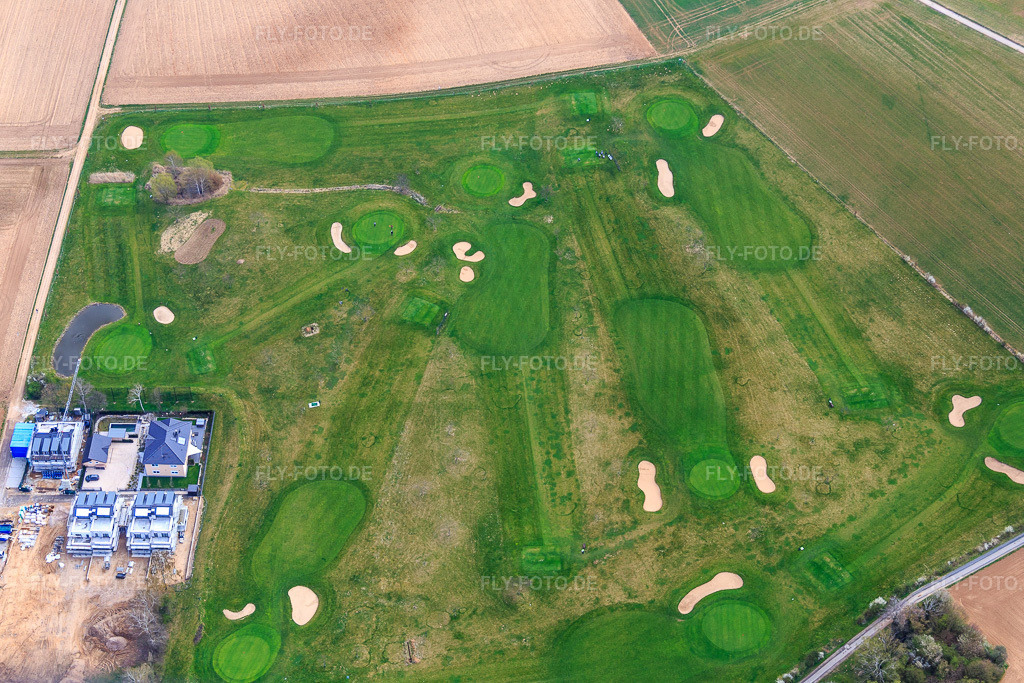 Luftbild: Golf Sport Park Groß-Zimmern in Groß-Zimmern im Bundesland Hessen in Deutschland. – Foto: IMG_077284.jpg vom 12.04.2015 durch Werner Riehm/FLY-FOTO.de – Auflösung des Originals: 4891 x 3260 px – Golf Sport Park Groß-Zimmern – Luigi's Golf Restaurant