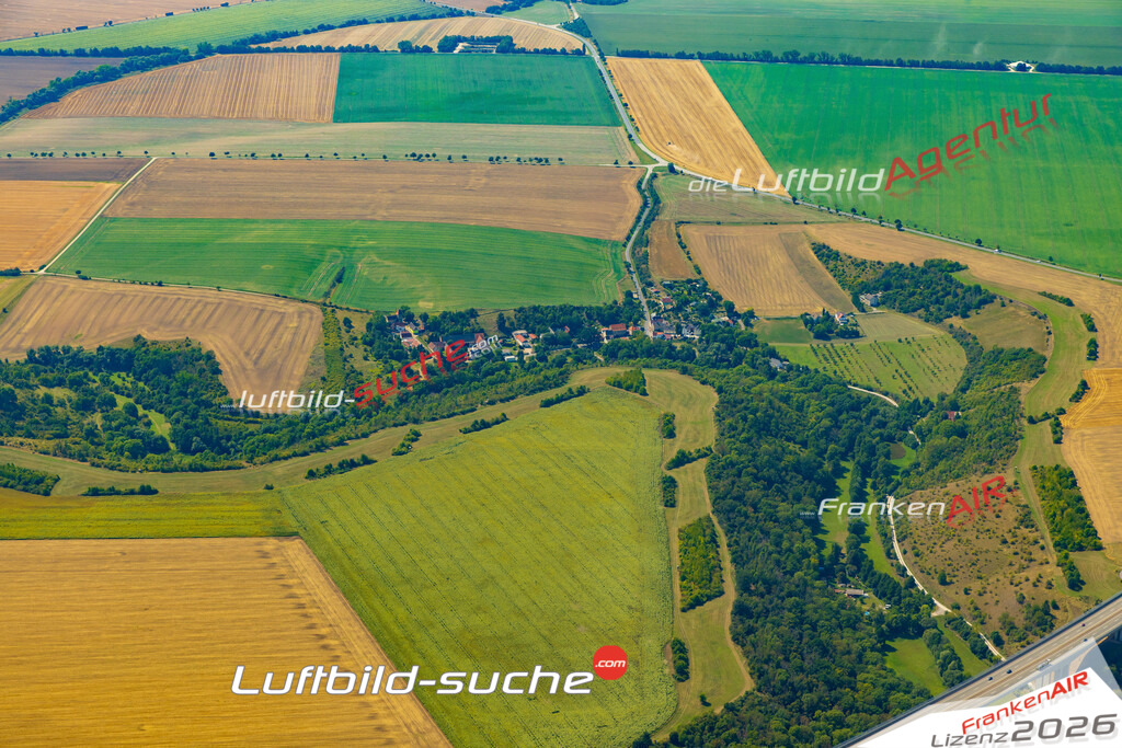 Klassische Luftaufnahme ohne Drohne zeigt:Kuckenburg bei Obhausen - Die Luftbildaufnahme wurde 2025 vom UL-Flugzeug heraus erstellt ( keine Drohnenaufnahme ) - Hochauflösende Luftaufnahme -Nicht vergleichbar mit Google Maps oder Satelittenbilder- Die Geschenkidee !Mit Lizenz und Bildrechte bestellbar