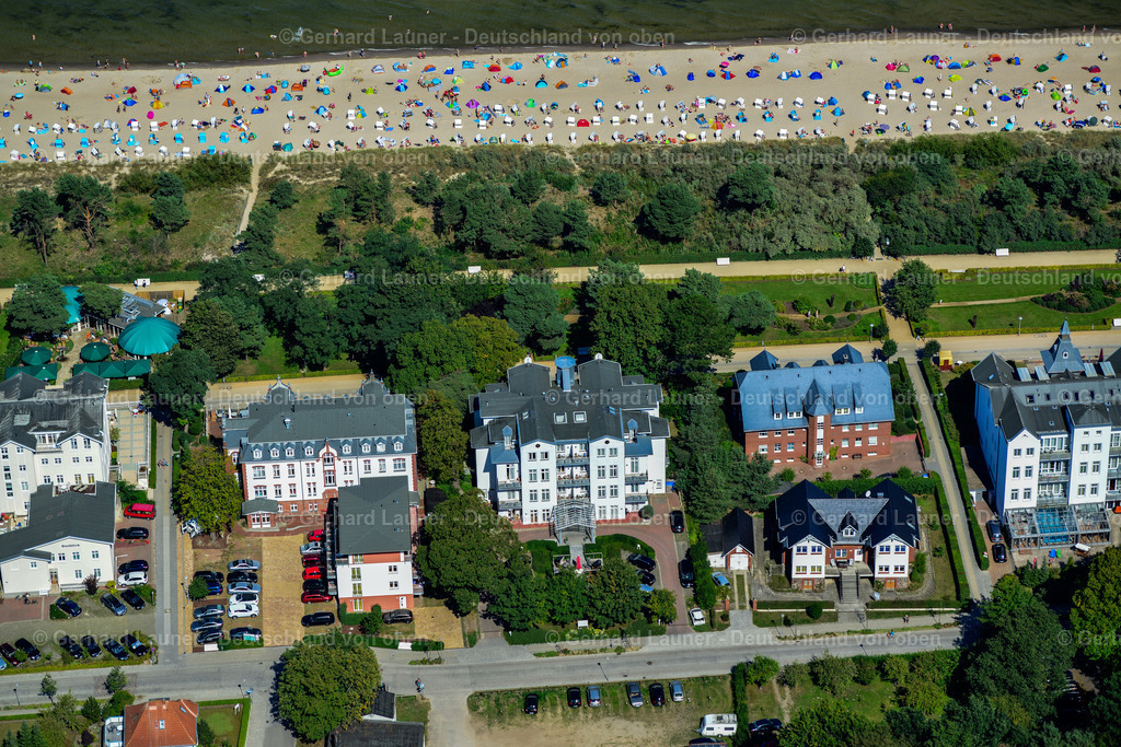 3637706 | ZINNOWITZ 25.08.2016 Gebäudekomplex der Hotelanlage "Aparthotel Seeschlösschen" an der Dünenstraße in Zinnowitz auf der Insel Usedom im Bundesland Mecklenburg-Vorpommern, Deutschland. Weiterführende Informationen bei: Hotel Asgard - Lippmann OHG. // Complex of the hotel building "Aparthotel Seeschloesschen" on street Duenenstrasse in Zinnowitz on the island of Usedom in the state Mecklenburg - Western Pomerania, Germany. Further information at: Hotel Asgard - Lippmann OHG. Foto: Gerhard Launer