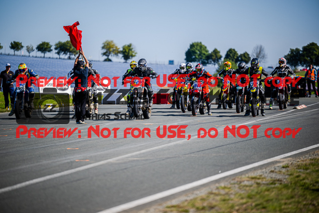 MaZZes_FotoMatrix_220904_3841 | S3