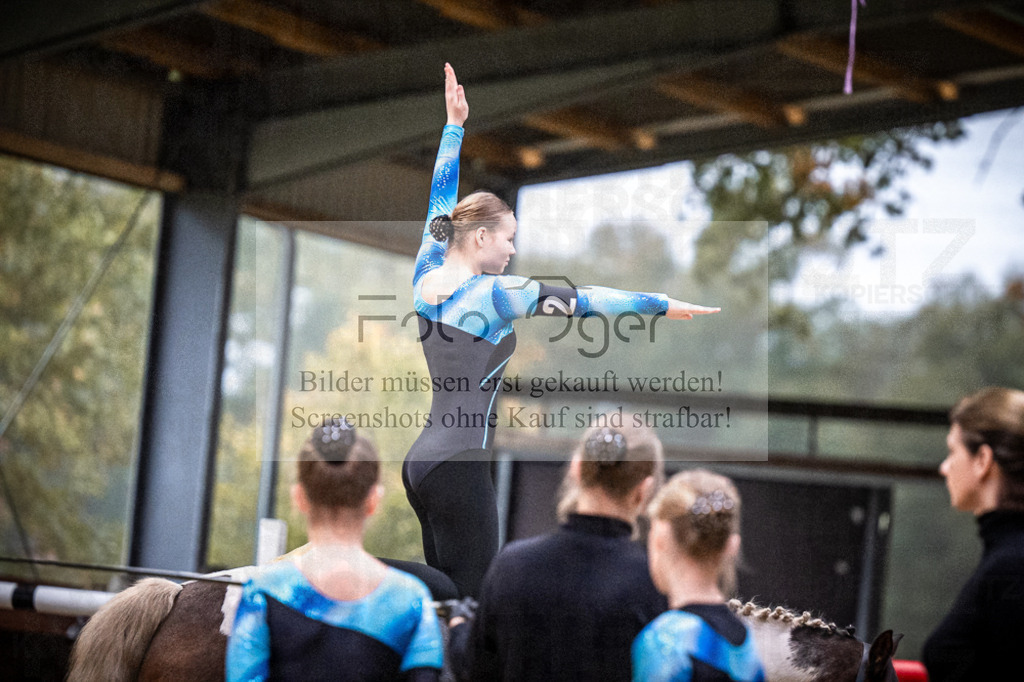 DOS_0052 | Entdecke hochwertige Reitturnierfotos von Foto Oger. Professionell, emotional und authentisch – jetzt Lieblingsmomente im Shop bestellen.Deutschlandweite Turnierfotografie. - Realisiert mit Pictrs.com