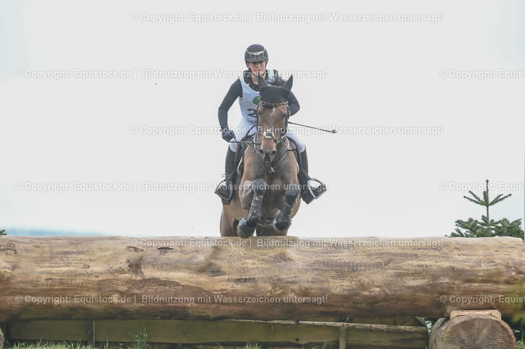 20230513_CCI2_Section2_Gelände_0184 | equistock